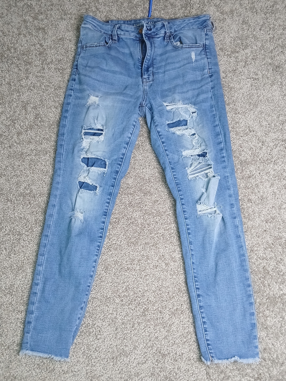 American Eagle Blue Light Wash Hi-Rise Jegging Crop Next Level Stretch - 14 Reg
